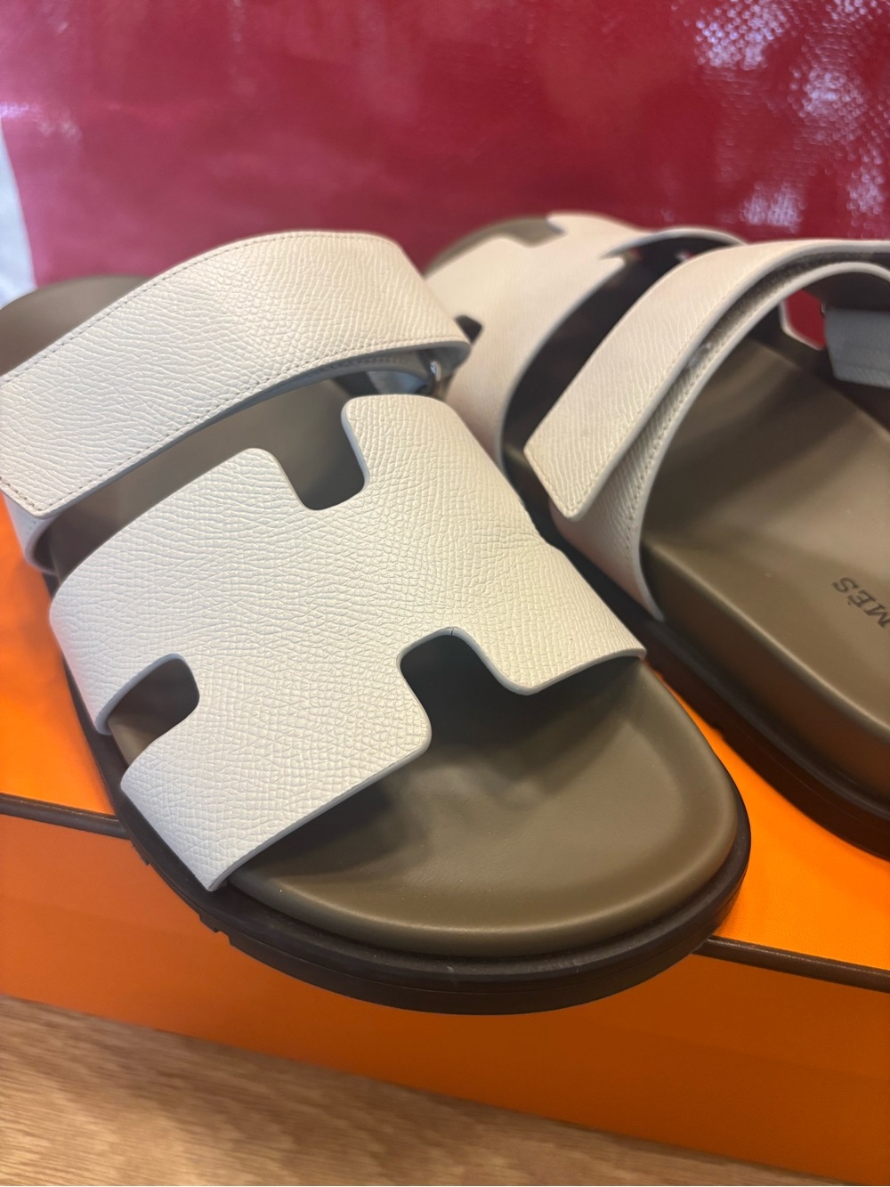 Hermes Chypre beige glaise vert 40 sandals - Picture 2 of 7